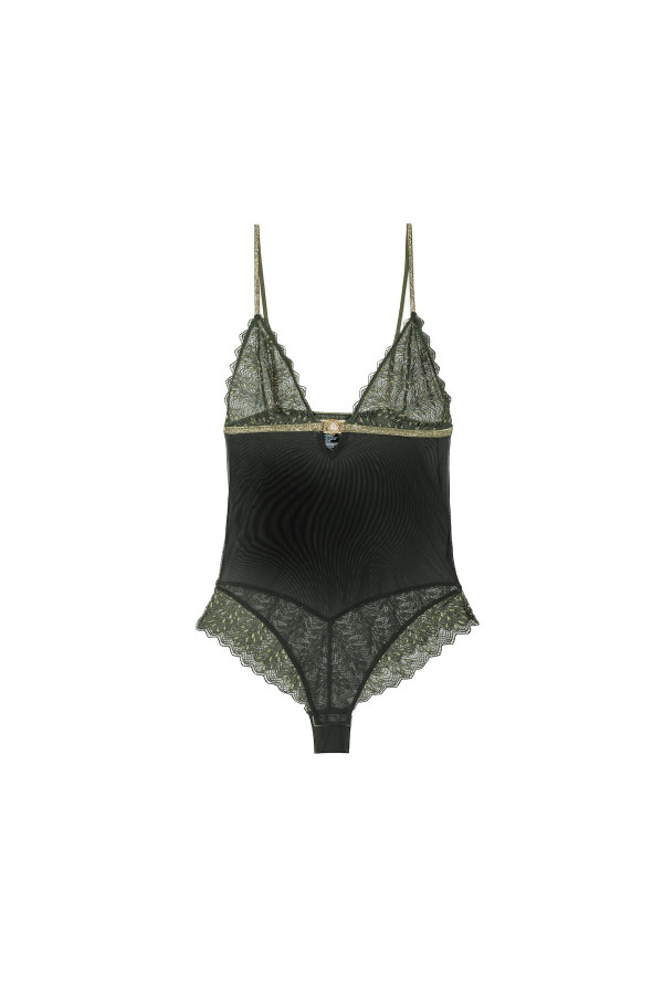 Body Camelia-0