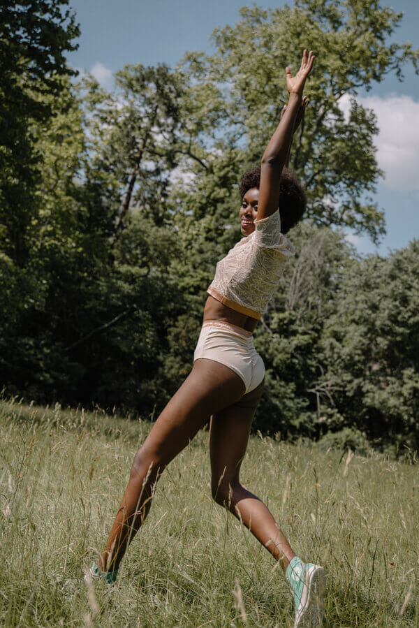 ...et en culotte haute Claudine